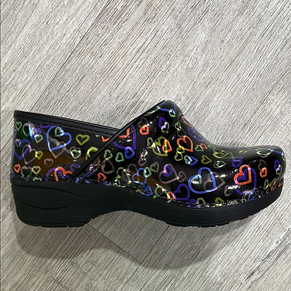 Black Mules Sleek and Versatile Shoes